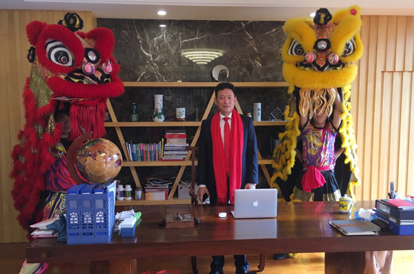 千秋偉業(yè)添錦繡 萬里鵬程展宏圖 —— 常青樹舞獅獻瑞賀新春，歡天喜地迎開工！